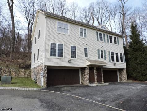8 Entrance Avenue Morristown NJ 07960