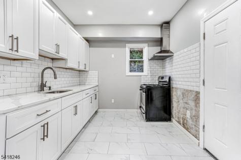 468 Park Avenue Paterson NJ 07504