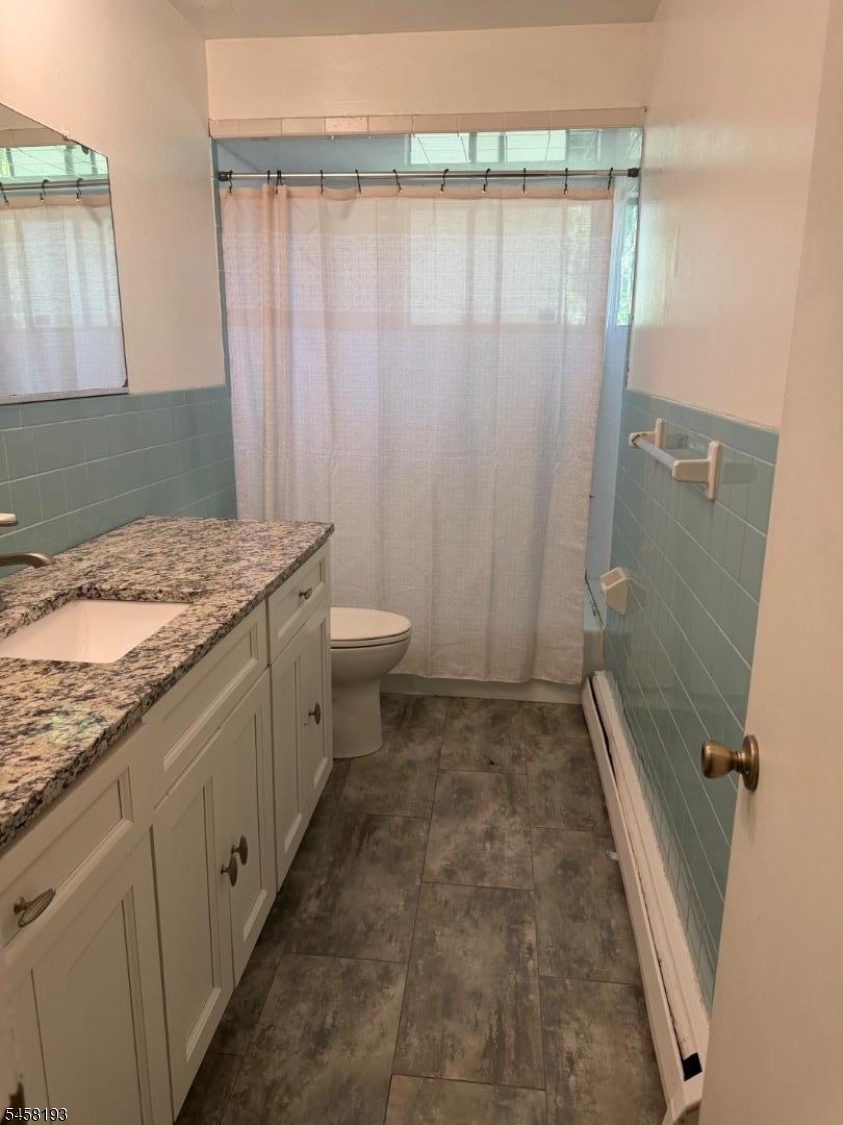 2 Denora Drive Totowa NJ 07512