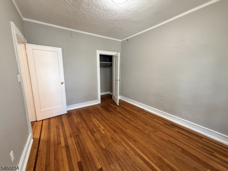 17 Elwood Pl Apt 304 Newark NJ 07104
