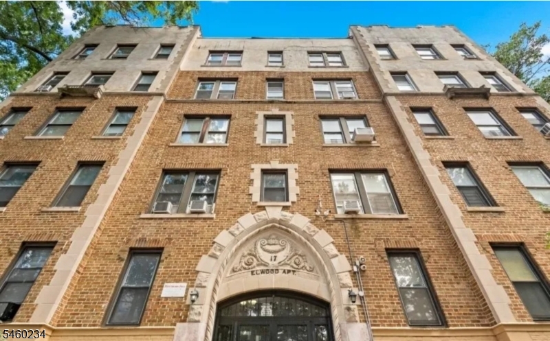 17 Elwood Pl Apt 304 Newark NJ 07104