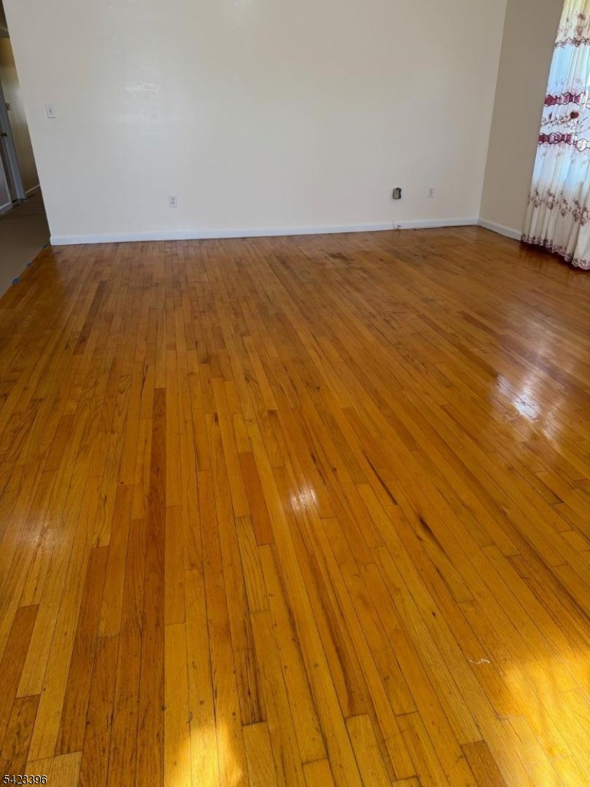 17 Parkway Dr.west East Orange NJ 07017