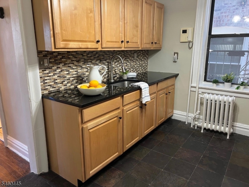321 79TH Street North Bergen NJ 07047