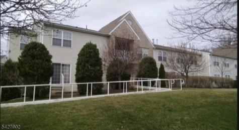 37 Parkside Court Wayne NJ 07470