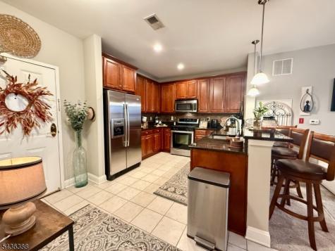 6209 Brookhaven Court Riverdale NJ 07457