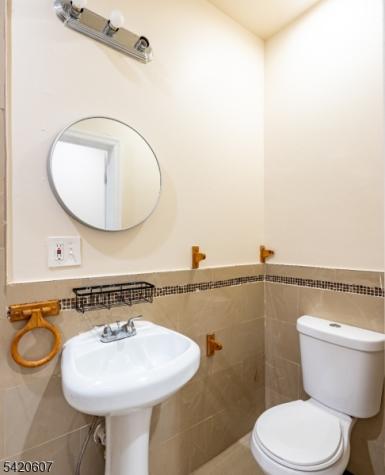 467 Hawthorne Avenue Newark NJ 07112