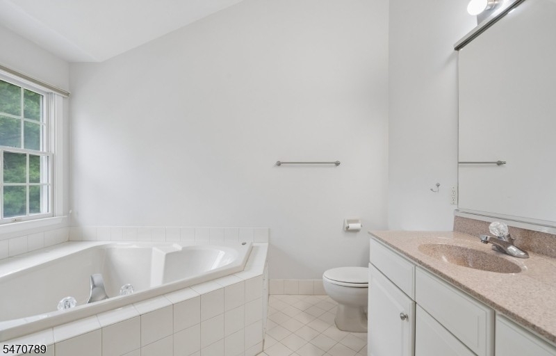 233 Apt 1 Patriot Hill Drive Bernards NJ 07920