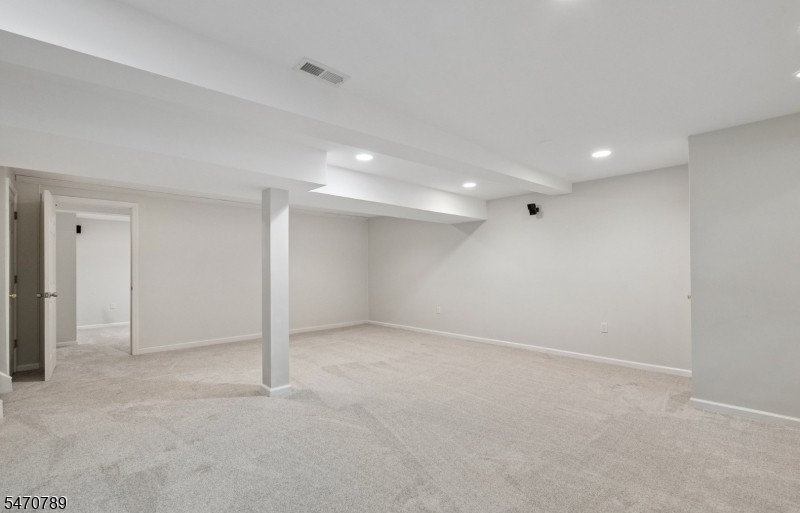 233 Apt 1 Patriot Hill Drive Bernards NJ 07920