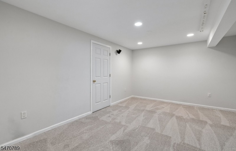 233 Apt 1 Patriot Hill Drive Bernards NJ 07920
