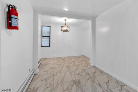 25 Oak Street Paterson NJ 07501