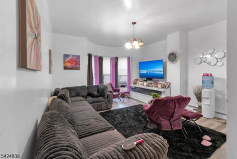 25 Oak Street Paterson NJ 07501