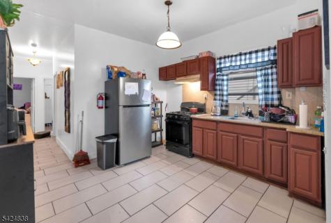 25 Oak Street Paterson NJ 07501