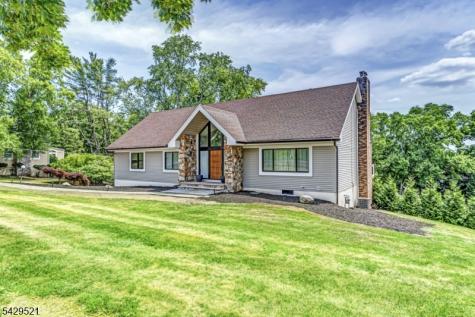 136 Carlough Road Upper Saddle River NJ 07458