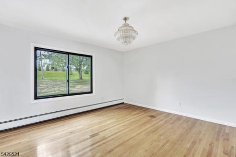 136 Carlough Road Upper Saddle River NJ 07458
