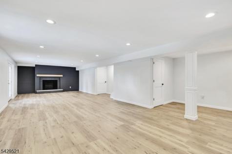 136 Carlough Road Upper Saddle River NJ 07458