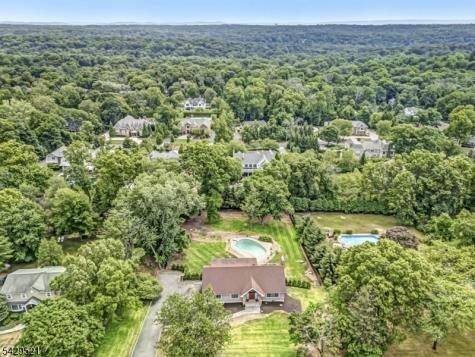 136 Carlough Road Upper Saddle River NJ 07458
