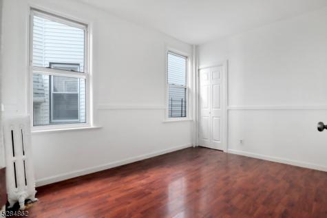 237 S Clinton Street East Orange NJ 07018