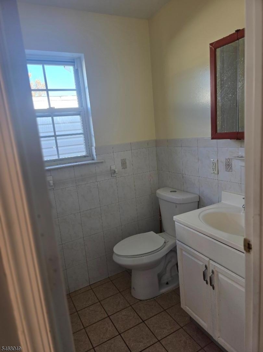 159 Sherman Avenue Newark NJ 07114