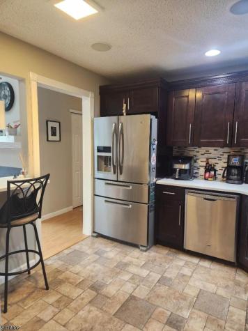 330 Penns Way Bernards NJ 07920