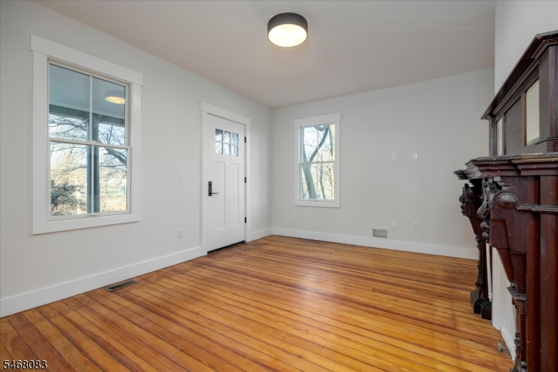 59 Chestnut Montclair NJ 07042