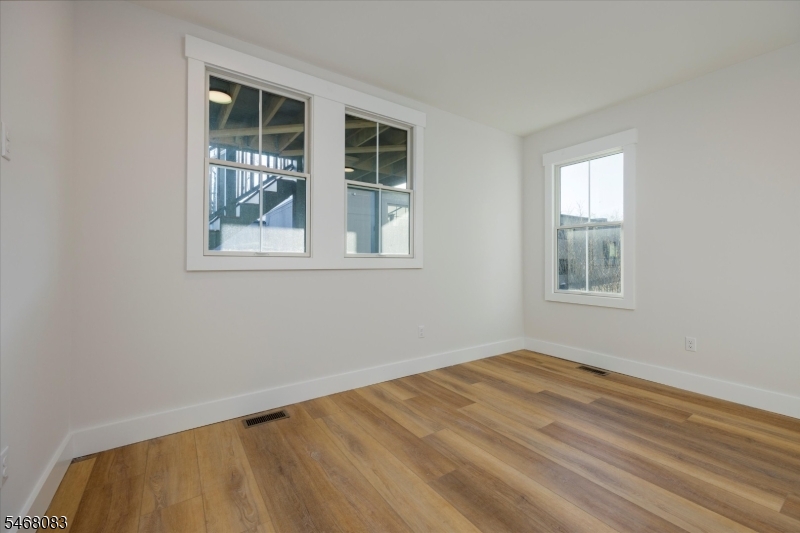 59 Chestnut Montclair NJ 07042