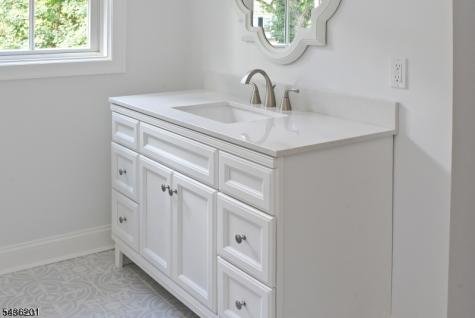 10 Howell Road Mountain Lakes NJ 07046