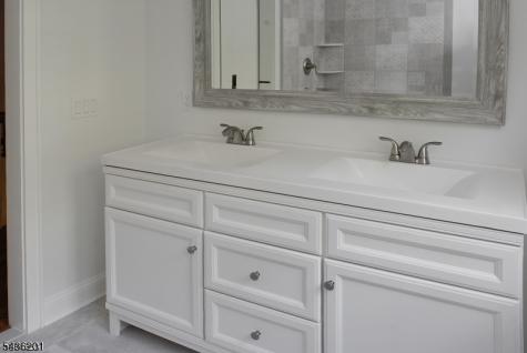 10 Howell Road Mountain Lakes NJ 07046