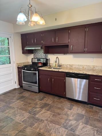 403 Longview Court Northvale NJ 07647