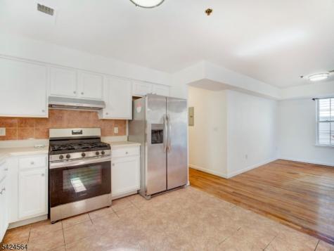 54 Bragaw Avenue Newark NJ 07112
