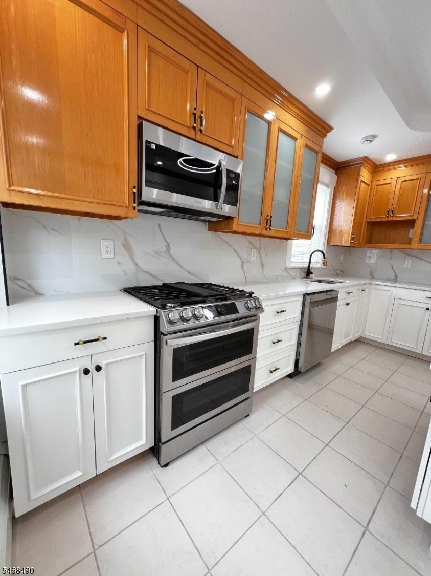 83 Nagle Street Paterson NJ 07501