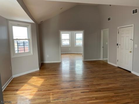 784 S 19th Street Newark NJ 07103
