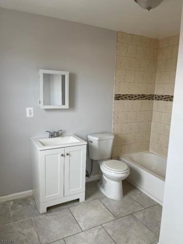 784 S 19th Street Newark NJ 07103