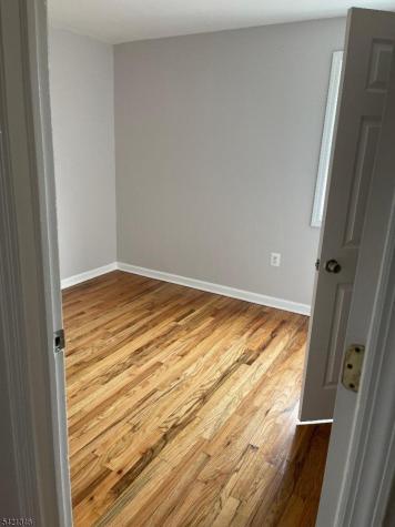 784 S 19th Street Newark NJ 07103