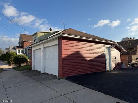 46 Hayward Avenue Carteret NJ 07008