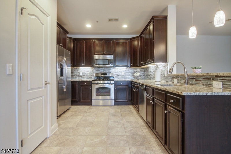 1302 Meadow Brook Court Hanover NJ 07981