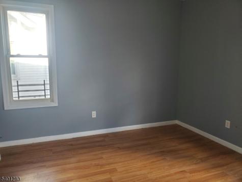 64 Schuyler Avenue Newark NJ 07112