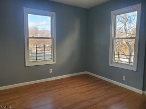 64 Schuyler Avenue Newark NJ 07112