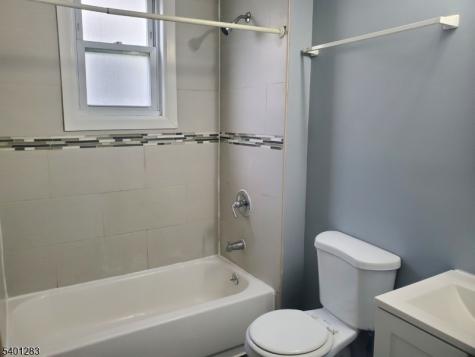 64 Schuyler Avenue Newark NJ 07112