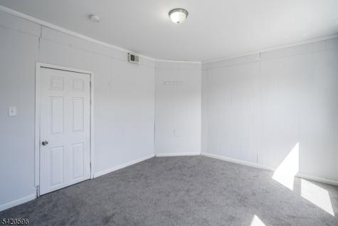 904 2ND Avenue Elizabeth NJ 07201