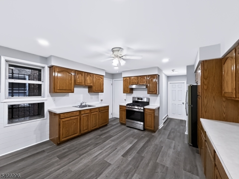 155 Lafayette Street Newark NJ 07105