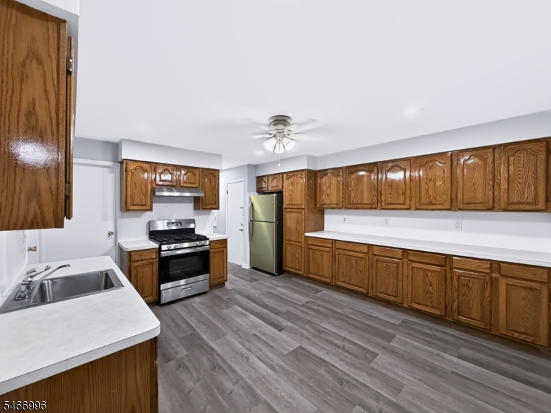 155 Lafayette Street Newark NJ 07105