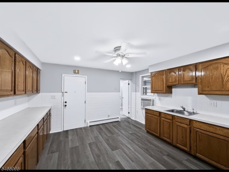 155 Lafayette Street Newark NJ 07105
