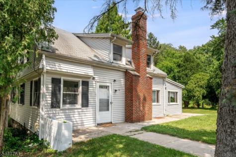 102 N Jefferson Road Hanover NJ 07981