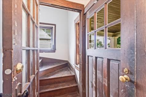 706 Valley Road Montclair NJ 07043