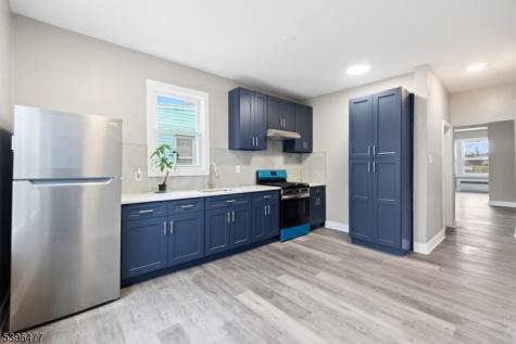 337 Leslie Street Newark NJ 07112