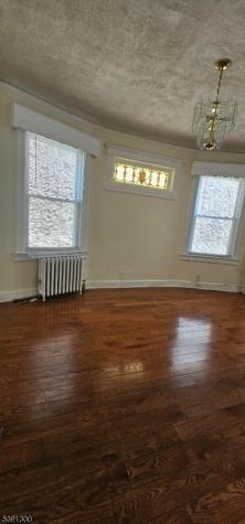212 Wilkinson Avenue Jersey City NJ 07305