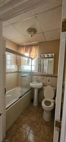 212 Wilkinson Avenue Jersey City NJ 07305