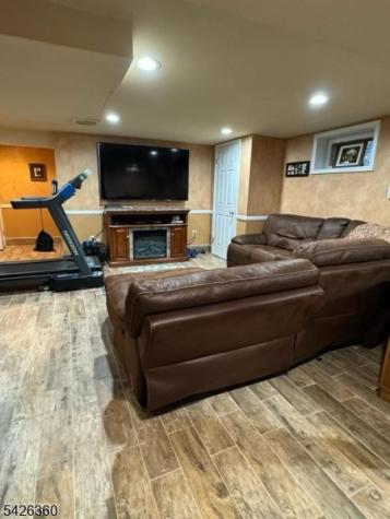 2837 Myrtle Terrace Linden NJ 07036