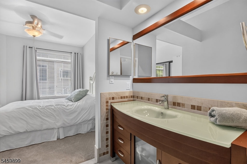 32 Birchwood Road Ondo Bedminster NJ 07921