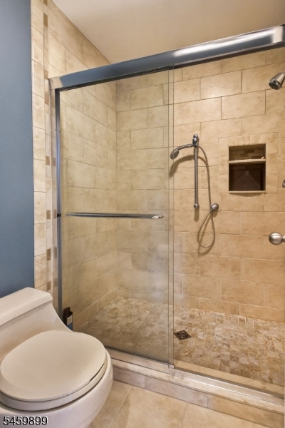 32 Birchwood Road Ondo Bedminster NJ 07921